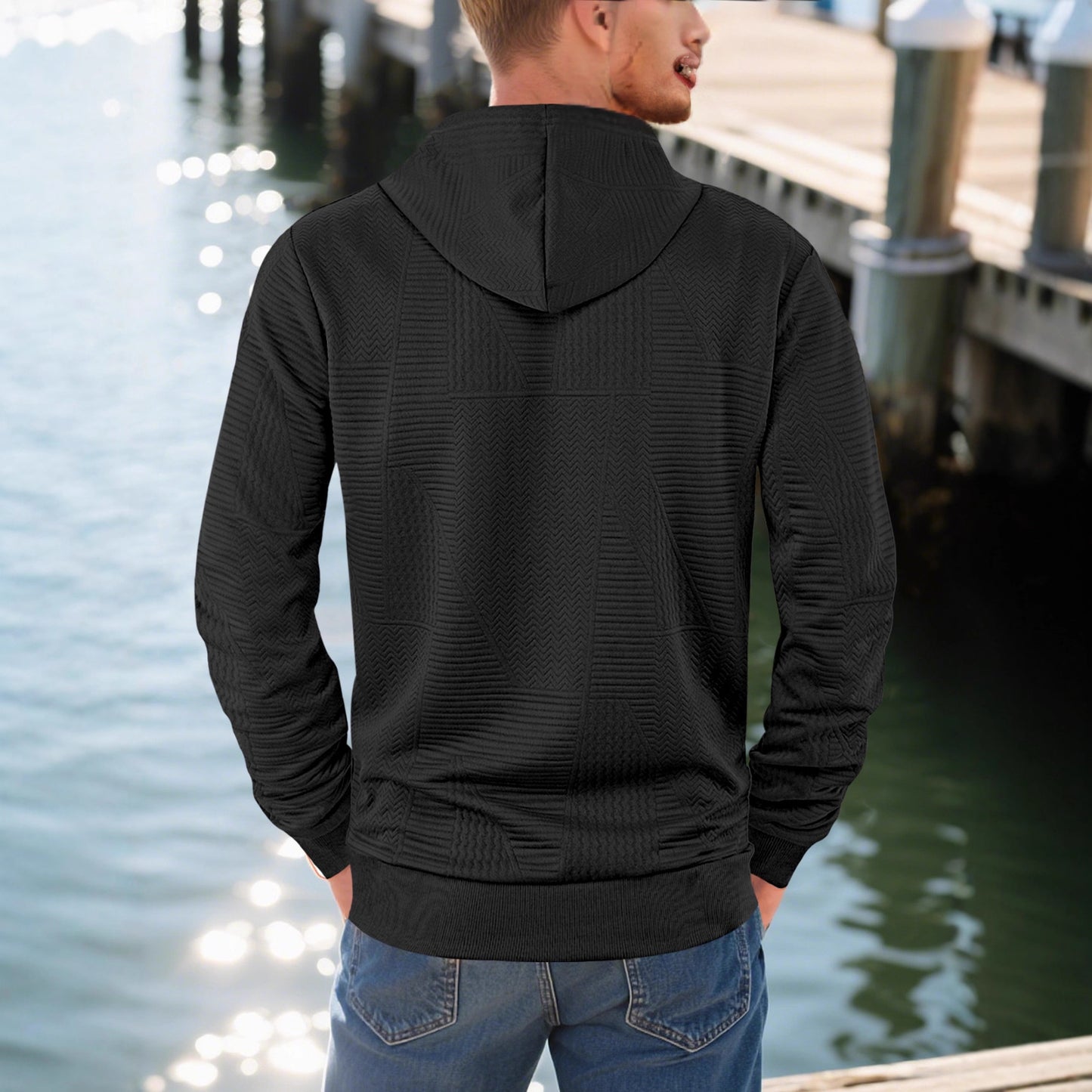Loose casual hooded long sleeved sweatshirt
